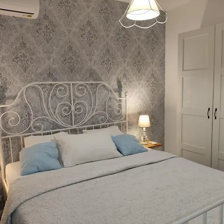 Family Friendly House With A Swimming Pool - Cuskijas, Novigrad - 25299
